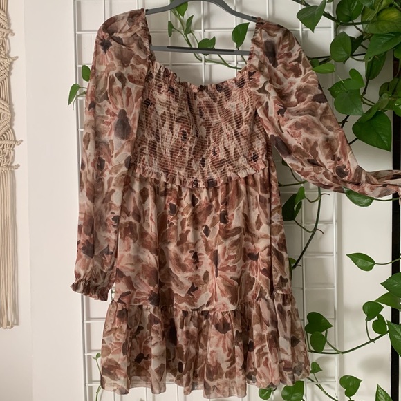 Aritzia Dresses & Skirts - Aritzia Wilfred Tempest Dress Size M
